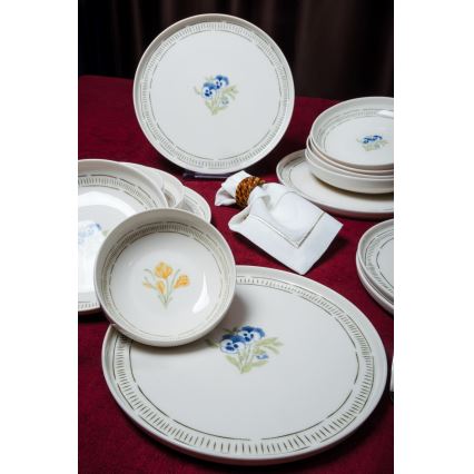 18 daļu galda trauku komplekts — balts/krāsains/porcelāns