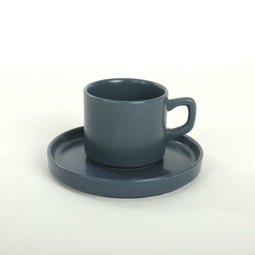 20 daļu krāsains trauku komplekts — izgatavots no akmens masas