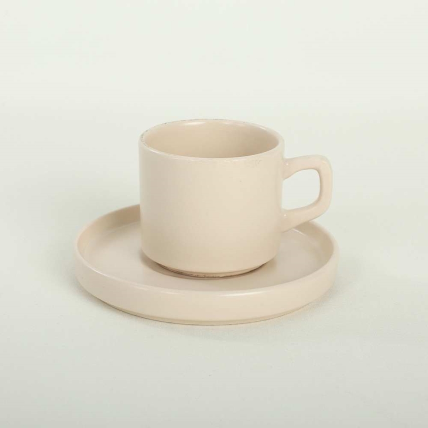 20 daļu krāsains trauku komplekts — izgatavots no akmens masas