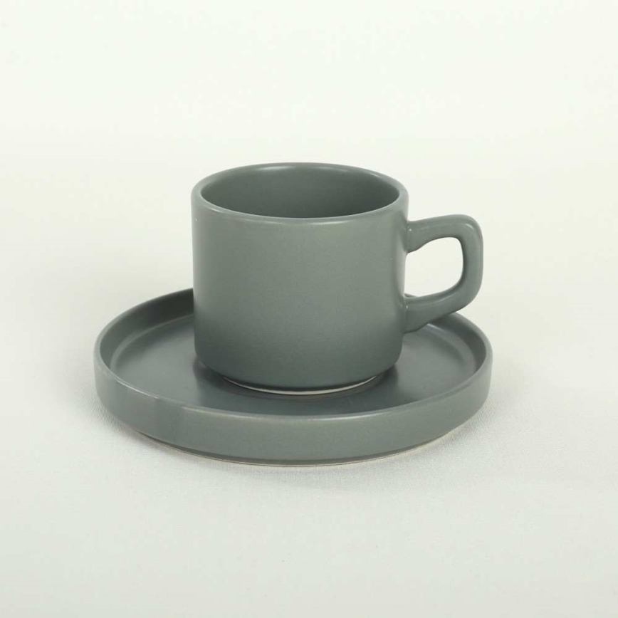 20 daļu krāsains trauku komplekts — izgatavots no akmens masas