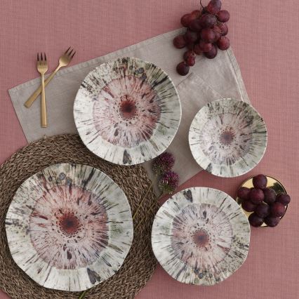 24 daļu daudzkrāsaina porcelāna servīze