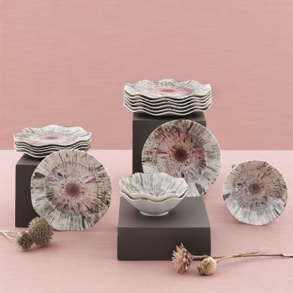 24 daļu daudzkrāsaina porcelāna servīze