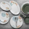 29 daļu daudzkrāsains porcelāna trauku komplekts