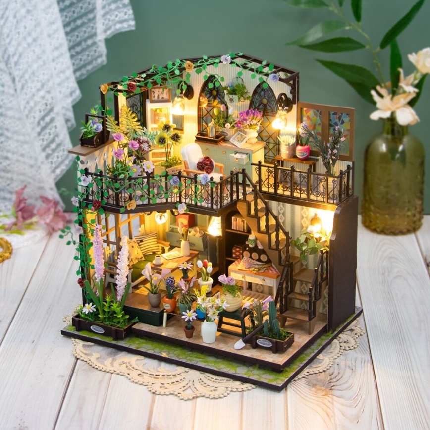 2Kids Toys - Miniatūras māja Dārsijas ziedu māja 2xAAA
