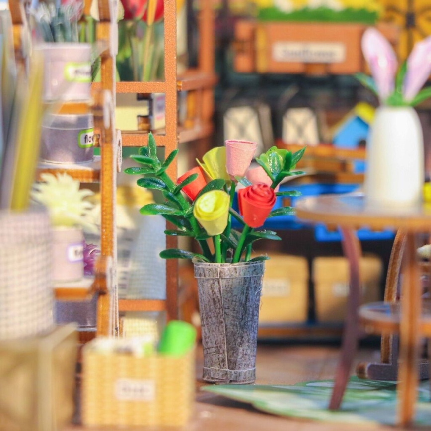 2Kids Toys - Miniatūras māja Dārza māja 2xAAA