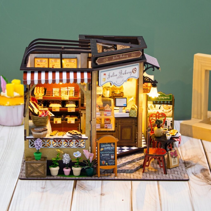2Kids Toys - Miniatūras māja Jūlijas maizes ceptuve 2xAAA