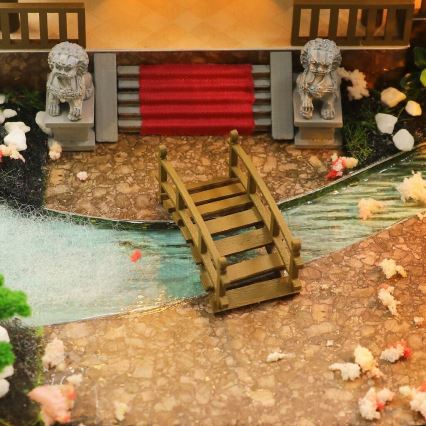 2Kids Toys - Miniatūras māja Pasaku villa 2xAAA