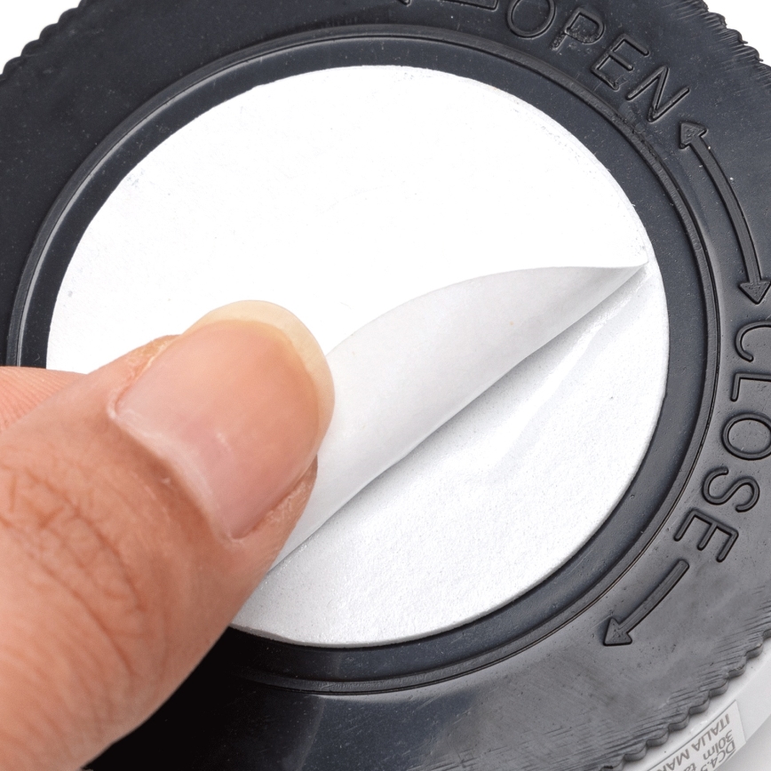 Aigostar - komplekts 3x RGB LED pārnēsājamas naktslampiņas LED/3xAAA + tālvadība