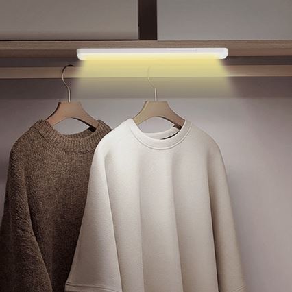 Aigostar - LED Skapja apgaismojums ar kustību sensoru LED/1,5W/3xAA 3000K