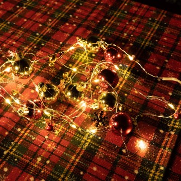 Aigostar - LED Ziemassvētku virtene 20xLED/3xAA 2m siltā baltā krāsā