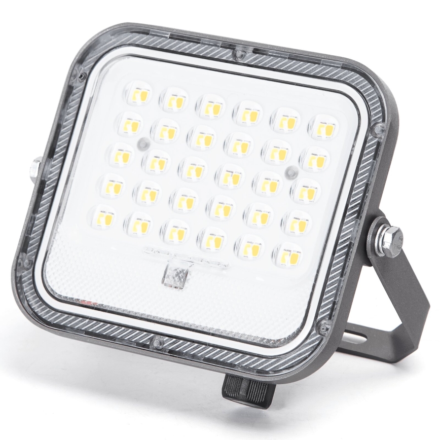 Aigostar - LED saules prožektors ar regulējamu spilgtumu LED/50W/3,4V 3000/4000/6500K IP66 4000 mAh + tālvadība