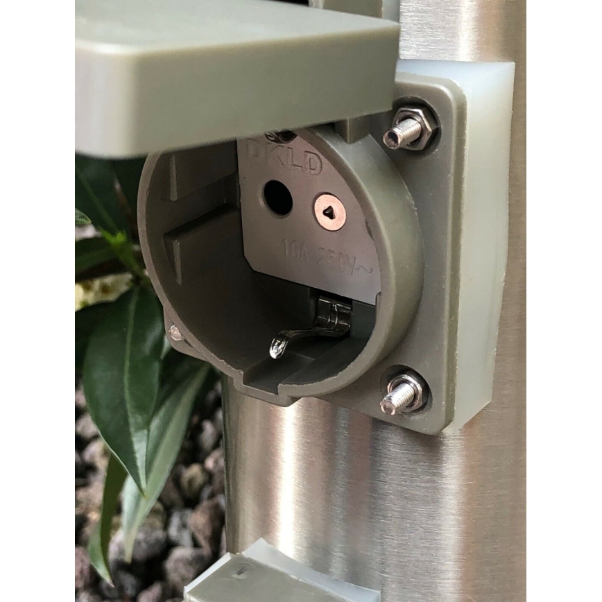 Āra kontakligdzdu kolonna SYDNEY 4Z SCHUKO 230V IP44