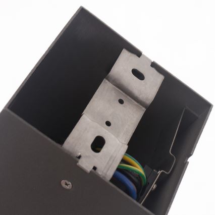 Āra lampa ar kontaktligzdu GARD 1xE14/60W/230V IP44