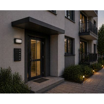 Āra sienas gaismeklis ARAGO 1xE27/60W/230V IP54 melns