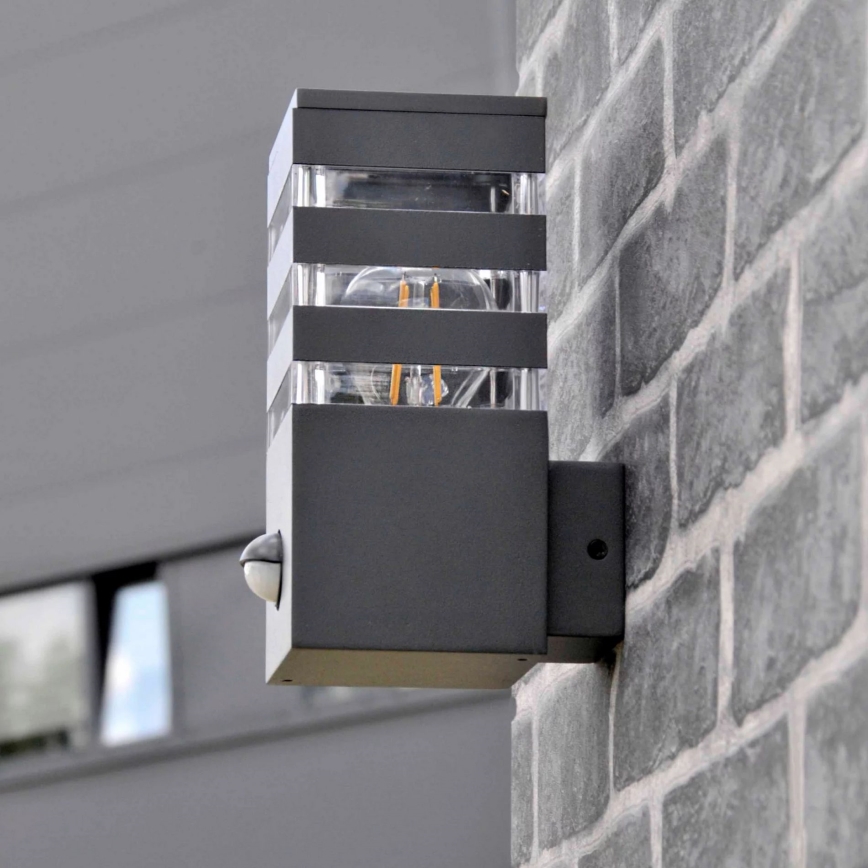 Āra sienas lampa ar sensoru TEKSAS 1xE27/12W/230V IP44 antracīta