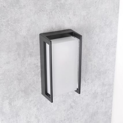 Āra sienas lampa KOBE 1xE27/12W/230V IP54