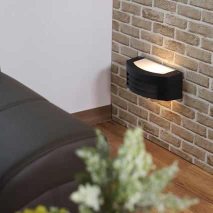 Āra sienas lampa OLIANA 1xE27/60W/230V IP54 melna