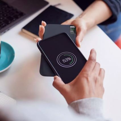 Ārējais Akumulators 8000mAh/3,7V  ar bezvadu uzlādi un dokstaciju zils