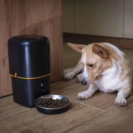 Automātisks barības dozators ar mikrofonu un kamera 4l/5V/3xD Wi-Fi