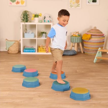 B-Toys - Bērnu līdzsvara akmeņi BALANCE & HOP 6 gab.
