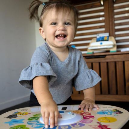 Baby Einstein - Bērnu aktīvais mūzikas galds MAGIC TOUCH HAPE