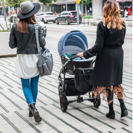 BabyOno - Pārtīšanas soma bērnu ratiņiem Coco melna