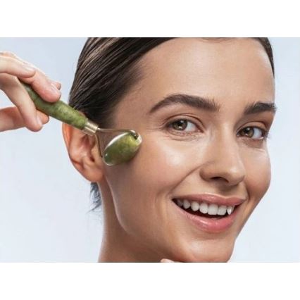 Beper - Nefrīta masāžas rullītis un Gua Sha akmens