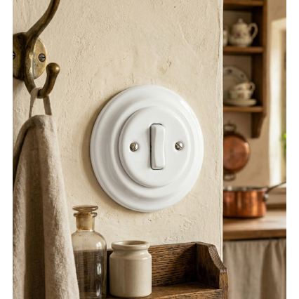 Bohemia-Design - Porcelāna retro vienvietīgs slēdzis ar rāmi Nr. 1, balts