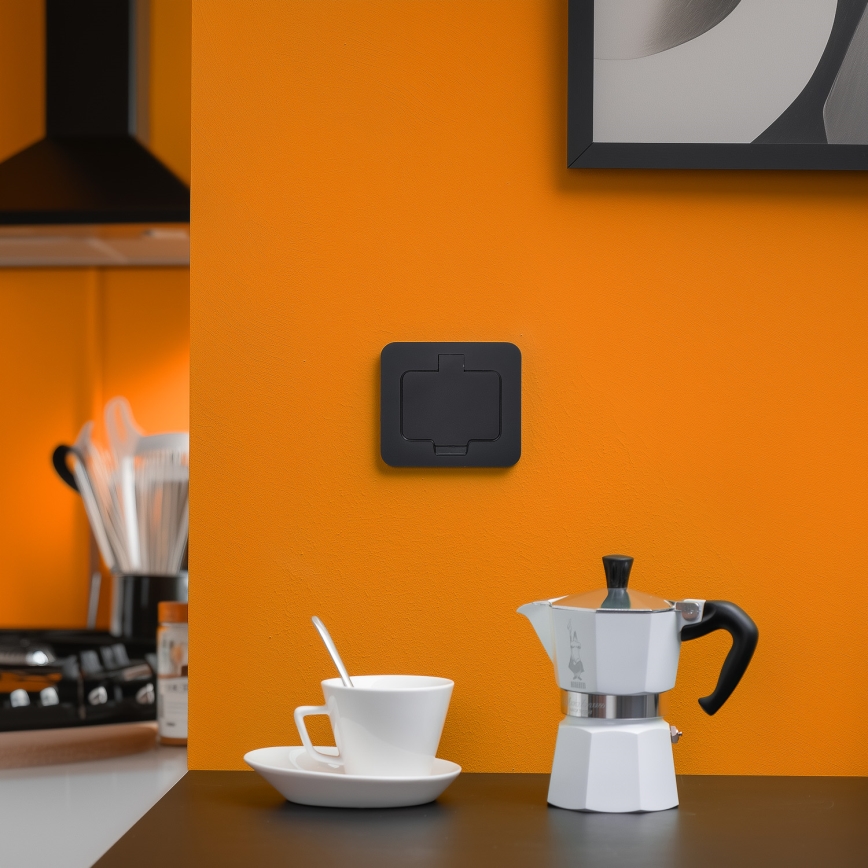 Brilagi - āra iebūvējamā grīdas kontaktligzda IP55, melna, taisnstūrveida