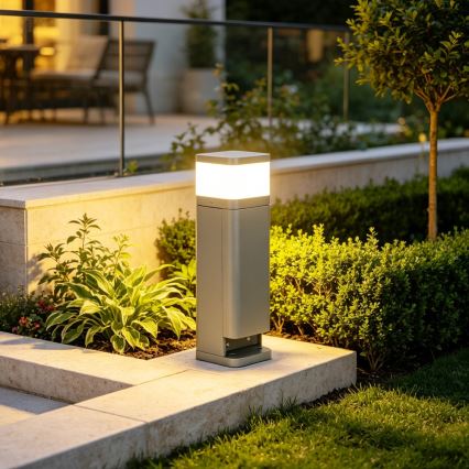 BRILAGI - Āra lampa ar 2 SCHUKO PILLAR kontaktligzdām 1xG9/11W/230V IP44 pelēka