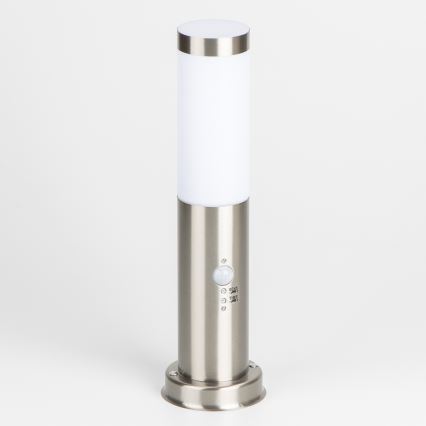 BRILAGI - Āra lampa ar sensoru NOVA 1xE27/15W/230V 40 cm IP44 matēts hroms