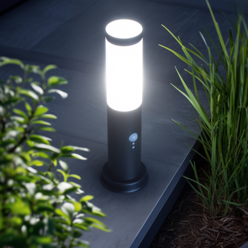 BRILAGI - Āra lampa ar sensoru NOVA 1xE27/15W/230V 40 cm IP44 melna