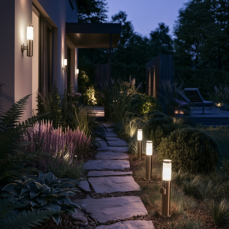 BRILAGI - LED āra lampa ar kontaktligzdu ELIA 1xE27/7W/230V 4000K IP44 50 cm matēts hroms