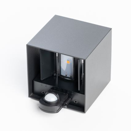 BRILAGI - LED āra sienas gaismeklis ar sensoru CUBE LED/6W/230V antracīts IP65