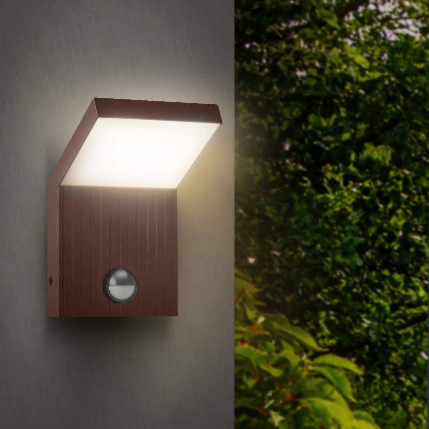 Brilagi - LED āra sienas gaismeklis ar sensoru RIANO LED/8W/230V brūns IP65