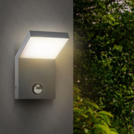 Brilagi - LED āra sienas gaismeklis ar sensoru RIANO LED/8W/230V sudraba IP65