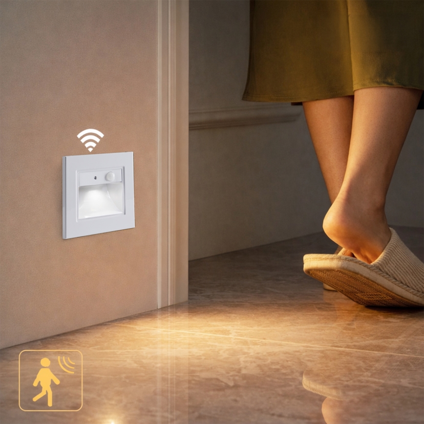Brilagi - LED kāpņu gaismeklis STEP LIGHT ar sensoru, 1,5 W, 230 V, IP44, balts