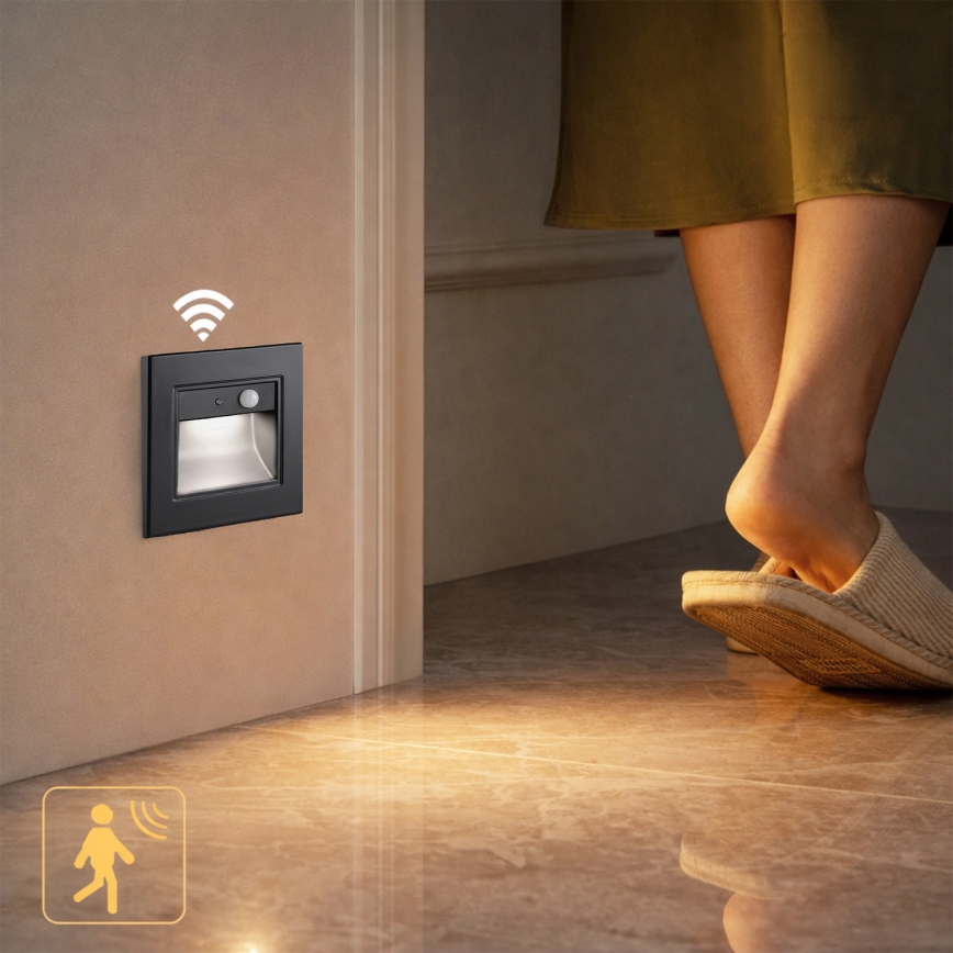 Brilagi - LED kāpņu gaismeklis ar kustību sensoru STEP LIGHT LED/1,5W/230V IP44 melns