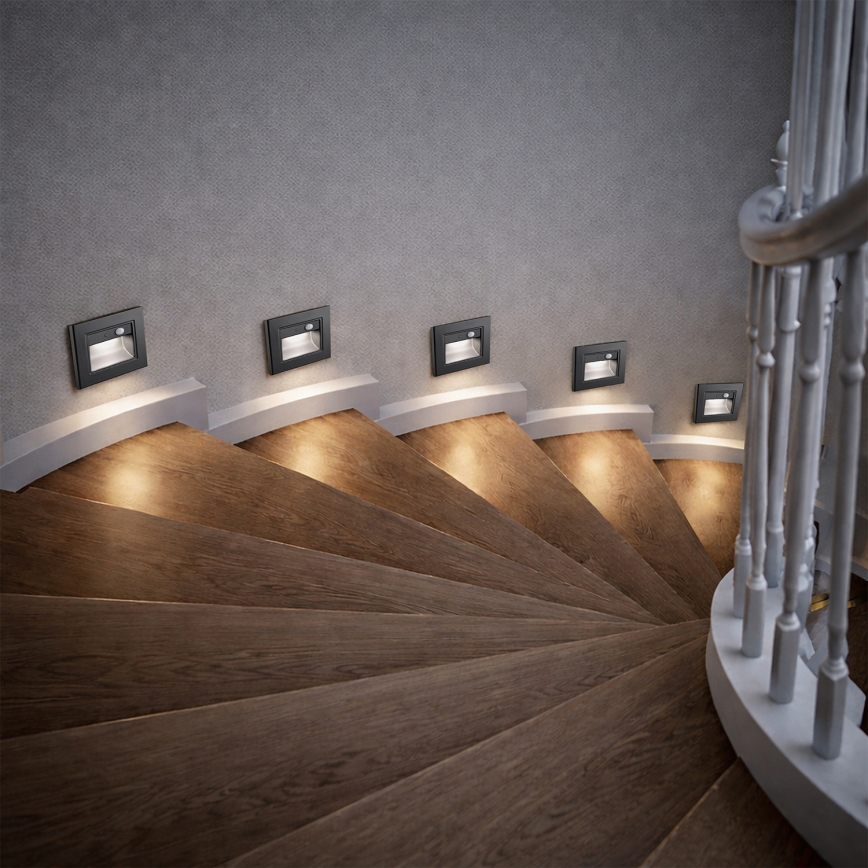 Brilagi - LED kāpņu gaismeklis ar kustību sensoru STEP LIGHT LED/1,5W/230V IP44 melns