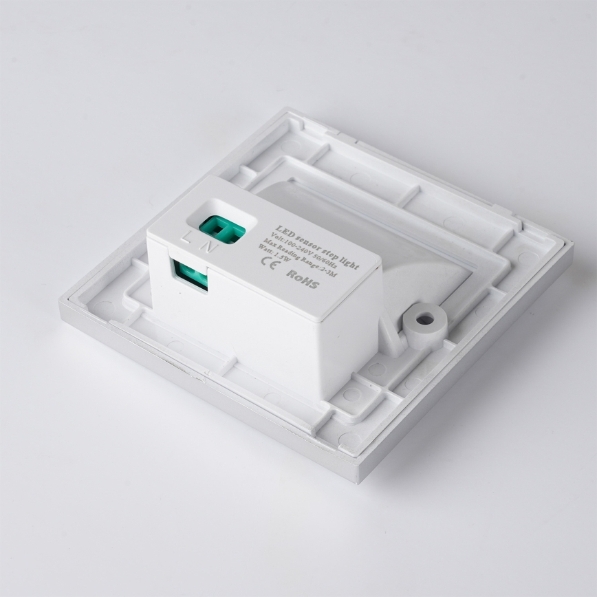 Brilagi - LED kāpņu gaismeklis ar sensoru STEP LIGHT LED/1,5W/230V IP44 sudraba