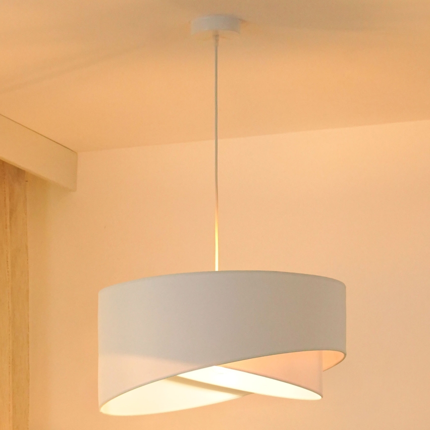 Brilagi - LED Lustra ar auklu LYRA 1xE27/15W/230V balta