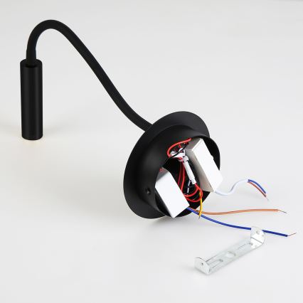 Brilagi - LED Pielāgojama sienas lampa ar USB portu MAYA LED/3W/230V 4000K melna