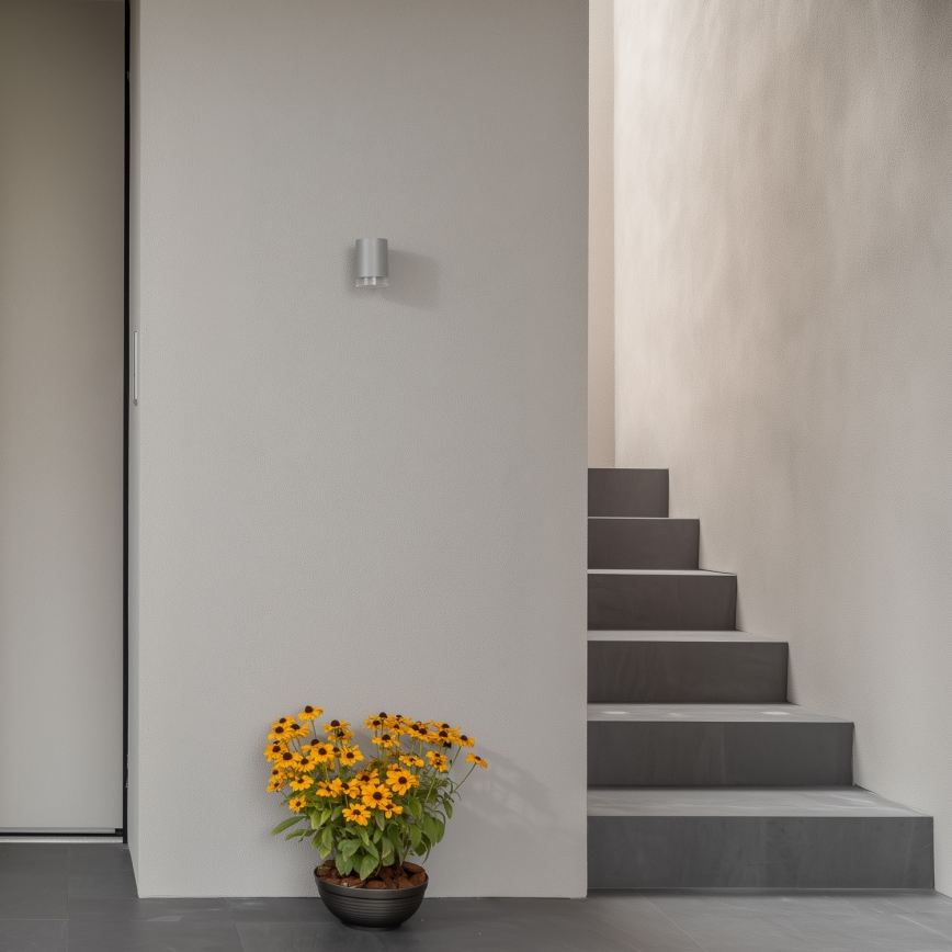 Brilagi - LED RGBW ar regulējamu spilgtumu āra sienas gaismeklis MATERA 1xGU10/4,8W/230V 3000K IP54 pelēks + ar tālvadības pulti