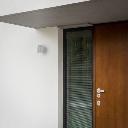 Brilagi - LED RGBW ar regulējamu spilgtumu āra sienas gaismeklis MATERA 1xGU10/4,8W/230V 3000K IP54 pelēks + ar tālvadības pulti