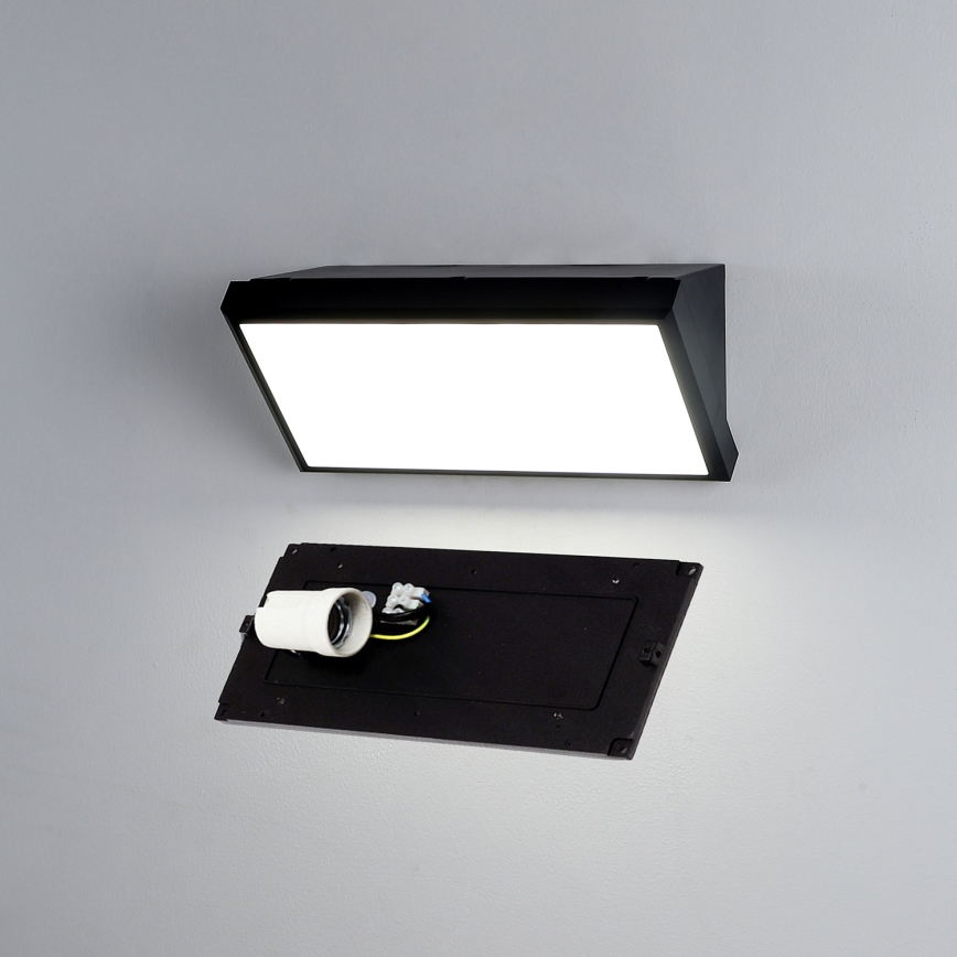 Brilagi - LED RGBW aptumšojams āra sienas gaismeklis TRIANGLE 1xE27/15W/230V 2700-6500K IP65 melns