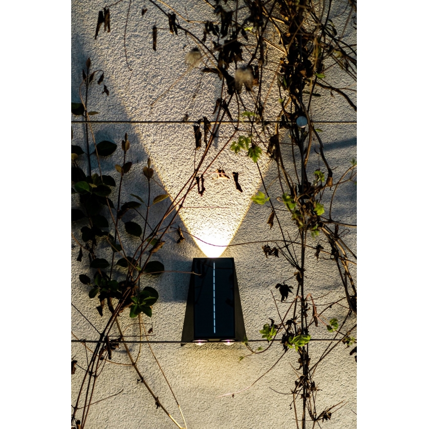 Brilagi - LED Saules enerģijas sienas lampa PYRAMID LED/2W/3,2V 1300 mAh IP54