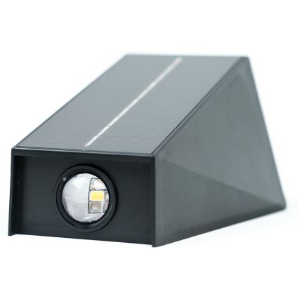 Brilagi - LED Saules enerģijas sienas lampa PYRAMID LED/2W/3,2V 1300 mAh IP54
