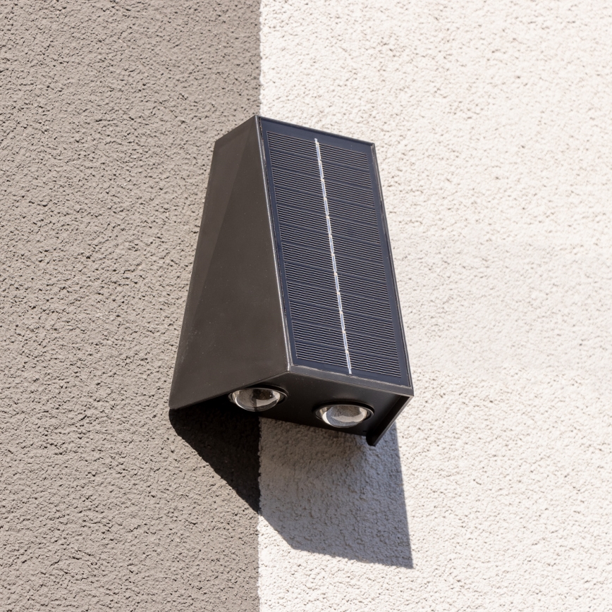 Brilagi - LED Saules enerģijas sienas lampa PYRAMID LED/2W/3,2V 1300 mAh IP54