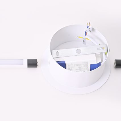 Brilagi - LED Sienas lampa LUGO DUE LED/9W/230V balta