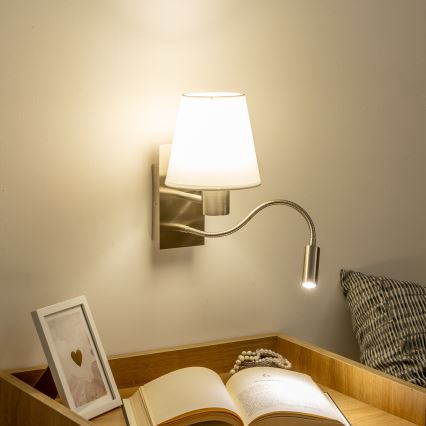 Brilagi - LED Pielāgojama sienas lampa NUBILA 1xE27/25W/230V + LED/3W matēts hroms/balta